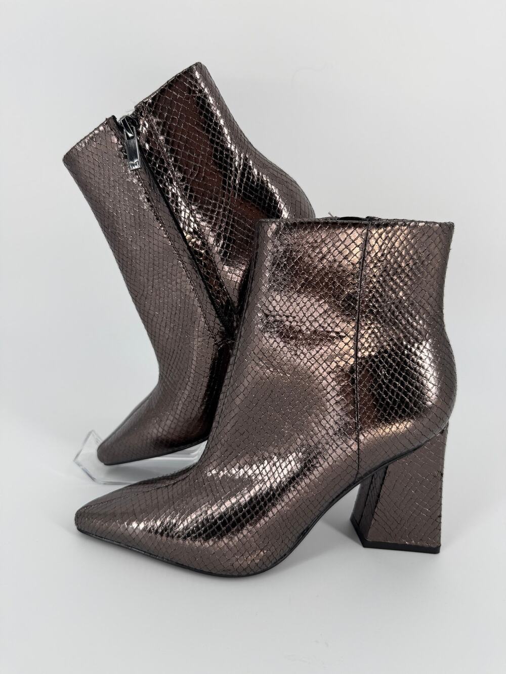 Marc Fisher LTD Womens 5 Metallic Snakeskin Leather Point Toe Ankle Boots